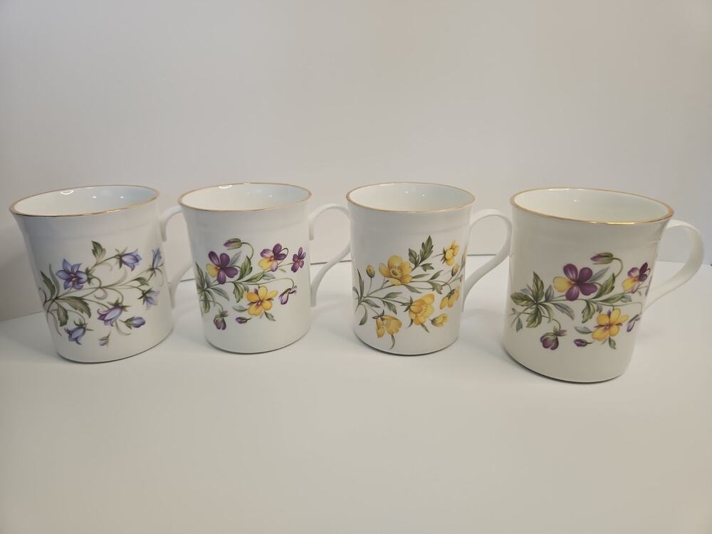 Vintage Crown Trent Fine Bone China Floral Mugs Set of 4 Staffordshire England